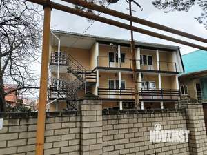 Дом 334м², 3-этажный, участок 8 сот.  