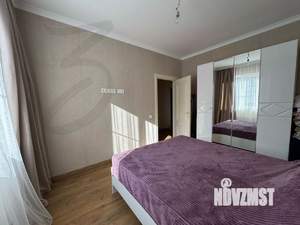 Дом 305м&sup2;, 3-этажный, участок 4 сот.  