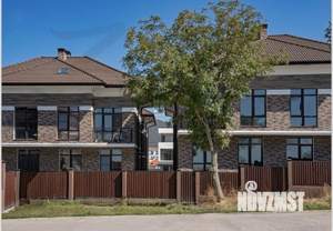 Дом 230м², 3-этажный, участок 1 сот.  