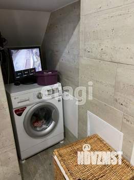 Дом 240м&sup2;, 2-этажный, участок 4 сот.  