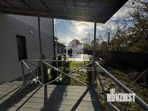 Дом 270м&sup2;, 2-этажный, участок 8 сот.  