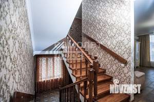 Дом 421м&sup2;, 3-этажный, участок 6 сот.  