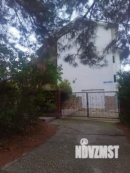 Коттедж 500м&sup2;, 2-этажный, участок 5 сот.  