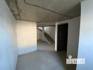 Дом 240м², 3-этажный, участок 5 сот.  