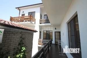 Дом 349м&sup2;, 3-этажный, участок 5 сот.  