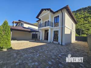 Дом 174м², 2-этажный, участок 3 сот.  