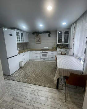 Дом 90м&sup2;, 3-этажный, участок 5 сот.  