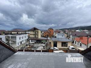 Дом 210м&sup2;, 3-этажный, участок 3 сот.  