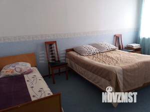 Дом 200м², 2-этажный, участок 3 сот.  