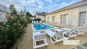 Дом 300м&sup2;, 1-этажный, участок 5 сот.  