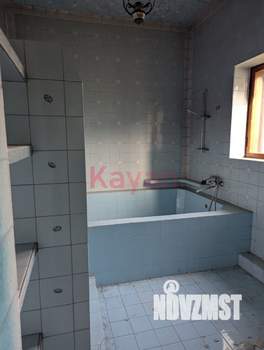 Дом 323м&sup2;, 2-этажный, участок 6 сот.  