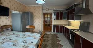 Дом 284м², 3-этажный, участок 4 сот.  