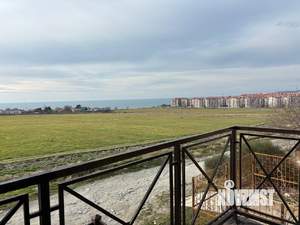 Дом 200м&sup2;, 2-этажный, участок 3 сот.  