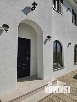 Дом 155м&sup2;, 2-этажный, участок 3 сот.  