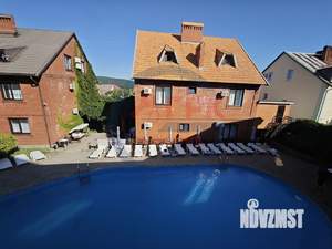 Дом 450м&sup2;, 3-этажный, участок 6 сот.  