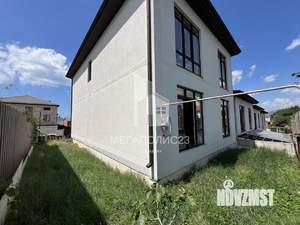 Дом 286м&sup2;, 3-этажный, участок 4 сот.  