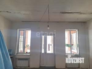 Дом 955м&sup2;, 3-этажный, участок 6 сот.  