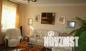 Коттедж 342м², 4-этажный, участок 15 сот.  