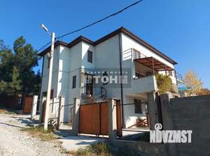 Коттедж 224м&sup2;, 3-этажный, участок 7 сот.  