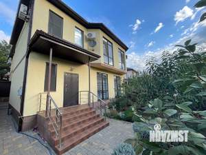 Дом 139м&sup2;, 2-этажный, участок 3 сот.  