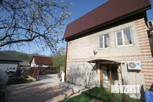 Дом 110м&sup2;, 3-этажный, участок 4 сот.  