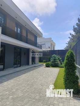 Таунхаус 261м&sup2;, 2-этажный, участок 4 сот.  