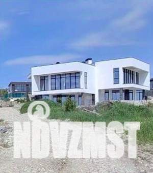 Дом 325м&sup2;, 2-этажный, участок 6 сот.  