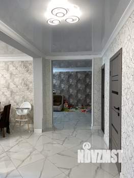 Дом 300м², 2-этажный, участок 15 сот.  
