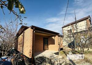 Дом 130м&sup2;, 1-этажный, участок 4 сот.  