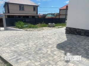 Дом 330м&sup2;, 3-этажный, участок 4 сот.  