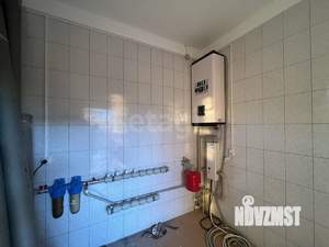 Дом 647м&sup2;, 3-этажный, участок 3 сот.  