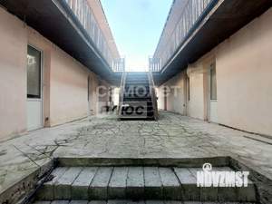 Дом 175м&sup2;, 3-этажный, участок 4 сот.  