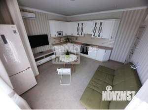 Дом 200м&sup2;, 3-этажный, участок 2 сот.  