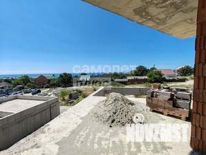 Дом 243м&sup2;, 2-этажный, участок 6 сот.  