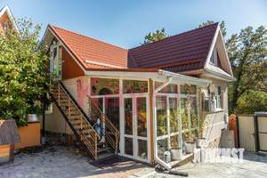 Дом 99м&sup2;, 2-этажный, участок 14 сот.  