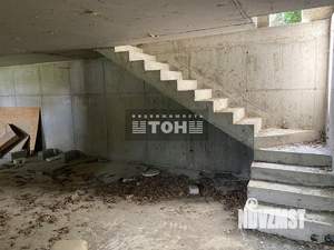 Коттедж 350м², 3-этажный, участок 7 сот.  
