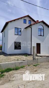 Дом 140м², 2-этажный, участок 3 сот.  