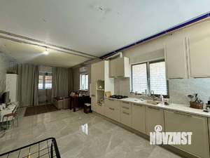 Дом 110м&sup2;, 2-этажный, участок 3 сот.  