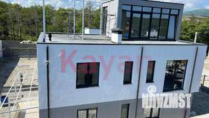 Коттедж 224м&sup2;, 3-этажный, участок 4 сот.  