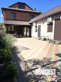 Дом 180м&sup2;, 2-этажный, участок 4 сот.  