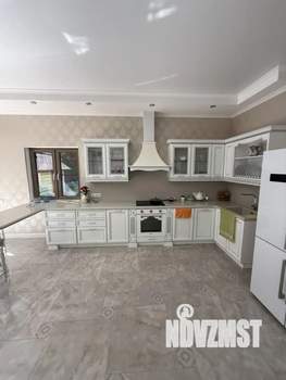 Коттедж 173м&sup2;, 2-этажный, участок 9 сот.  