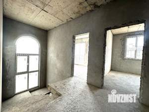 Дом 190м&sup2;, 2-этажный, участок 4 сот.  