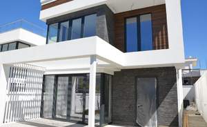 Дом 293м&sup2;, 3-этажный, участок 4 сот.  