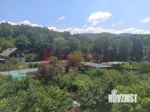 Дом 221м&sup2;, 3-этажный, участок 5 сот.  