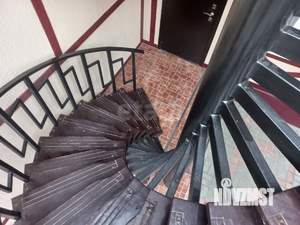 Дом 397м&sup2;, 2-этажный, участок 6 сот.  