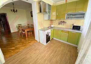 Дом 480м², 3-этажный, участок 4 сот.  