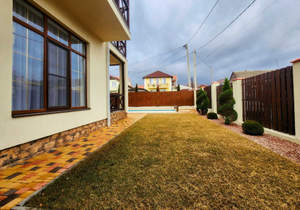 Дом 181м&sup2;, 2-этажный, участок 5 сот.  