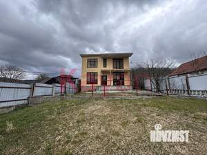 Дом 178м&sup2;, 2-этажный, участок 5 сот.  