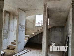 Дом 180м&sup2;, 1-этажный, участок 4 сот.  