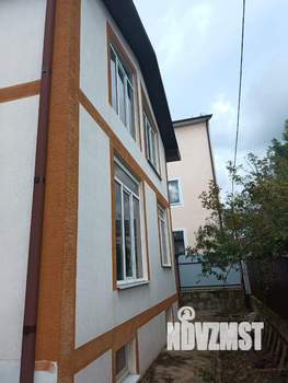 Таунхаус 180м², 2-этажный, участок 2 сот.  